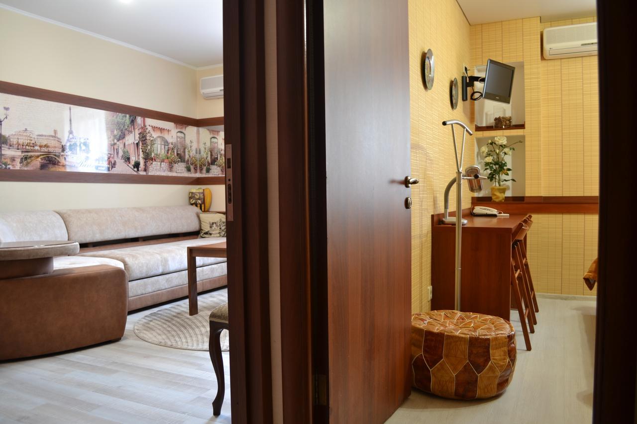 City Hotel Gomel Luaran gambar